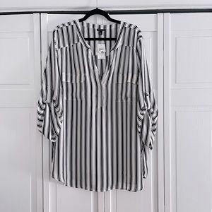 NWT TORRID HARPER BLOUSE!!